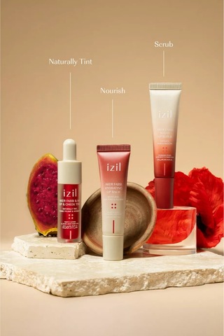 İzil Fassi-hyaluronik Asitli Dudak Ve Yanak Renklendirici 5.5ml Dudak Parlatıcıları Kırmızı