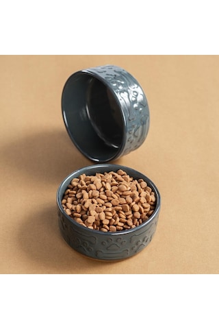 Gri Kedi Köpek Mama Kabı 2li Seramik Kabartmalı Kedi Köpek Mama Ve Su Kabı 13.5 Cm 500ml