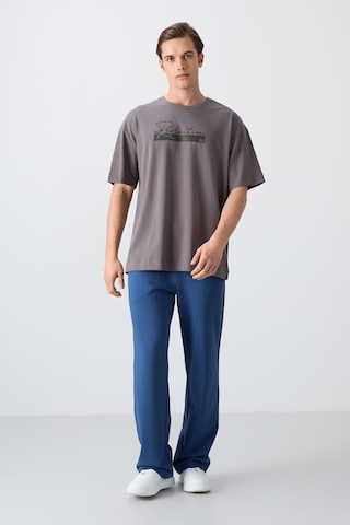 Tommy Life Koyu Gri Pamuklu Kalın Yumuşak Dokulu Oversize Fit Baskılı Erkek T-shirt - 88334 Koyu Gri