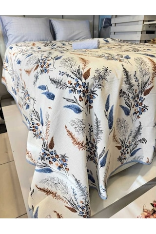 Mavi Detaylı Çiçek Desenli Tek Kişilik Pike 160x240 Cm Ferahlatıcı Tasarım, Hafif Konfor Renkli