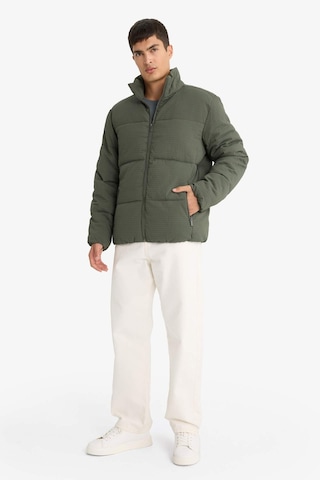 Defacto Regular Fit Dik Yaka Astarlı Fermuarlı Cepli Kışlık Mont F0418ax25wnkh430 Haki-kh430
