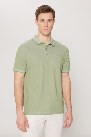 Ac&Co / Altınyıldız Classics Erkek Yeşil Polo Yaka Cepli Regular Fit Bol Kesim Düz Tişört 4A4820200004YslxXL Yeşil