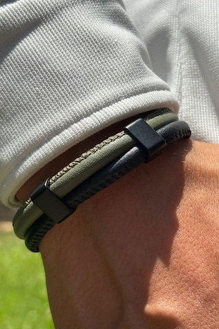 El İşçiliği İle Üretilmiş Hakiki Deri Erkek Bileklik Siyah - Yeşil