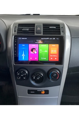 Toyota Corolla 2007-12 9" Büyük Çerçeve Uyumlu Androıd Multimedya Gerçek 2/32 Kablosuz Carplay Geri Görüş Kameralı 9"