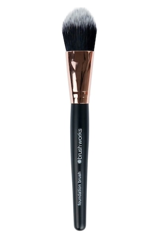 Brushworks Foundation Brush Sıvı Ve Toz Fondöten İçin Yüksek Kaliteli Fırça