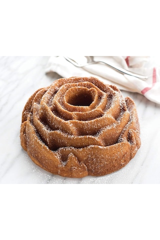 Nordicware Gül Bundt Kek Kalıbı Renkli