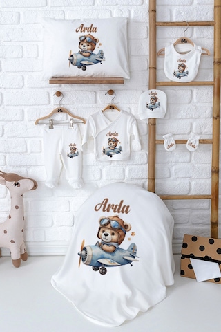 Pia Baby Kutulu İsme Özel 11 Parça %100 Pamuk Bebek Hastane Çıkışı Seti Ekru
