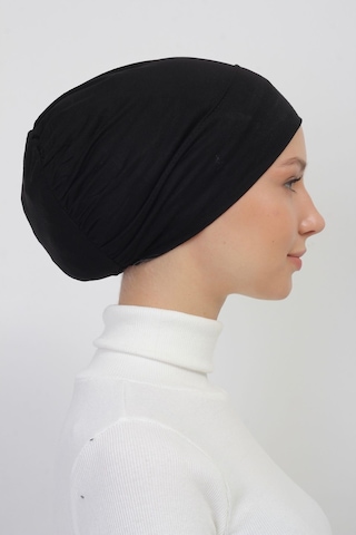 Lastikli Kaymaz Geçmeli Pratik Tesettür Bone Siyah