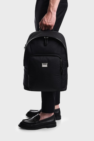 Emporio Armani Ayarlanabilir Omuz Askılı Sırt Çantası Erkek Sırt Çantası Em006563 Af28660 Uc001 Siyah