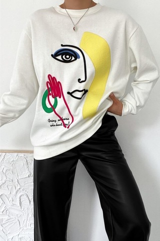 Femelle Ekru Kalın Içi Polarlı Nakış Işlemeli Kabartmalı Oversize Sweatshirt