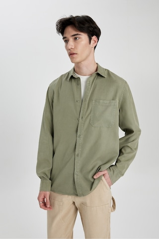 DeFacto Regular Fit Basic Düz Tensel Uzun Kollu Gömlek B2907AX24SPKH465