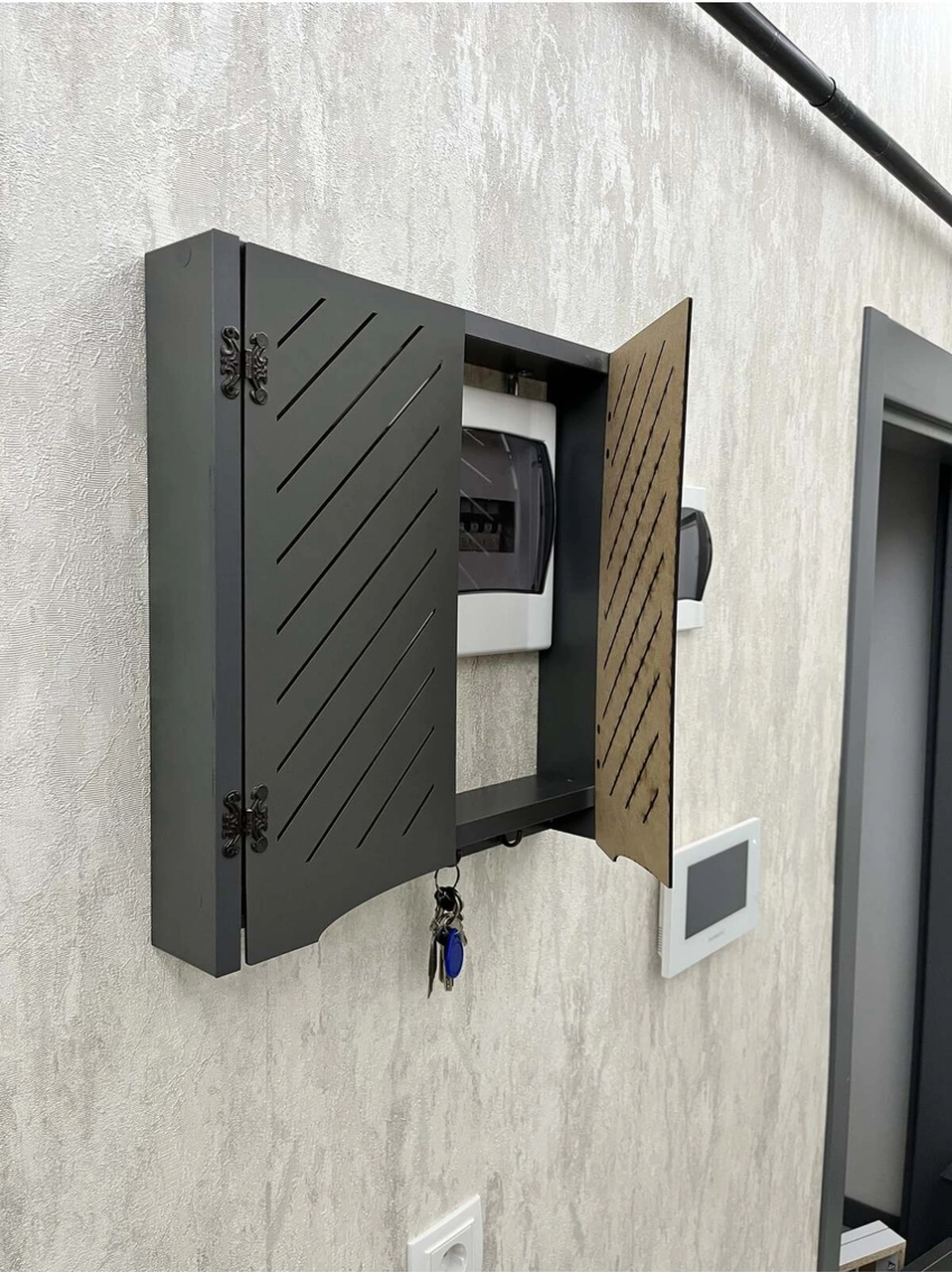 Elektrik Pano Düzenleyici Duvar Düzenleyici Ahşap Dekoratif Antrasit Kutu Anahtarlık Yan Çizgi 41 X 41