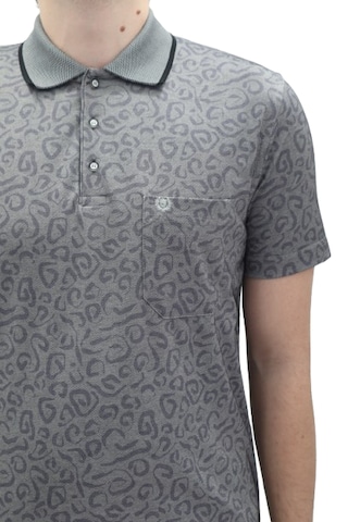 Santa Dmctekstil Erkek 2026 Desenli Klasik Kesim Rahat Kalıp Tek Cepli Polo Yaka T-shirt Gri