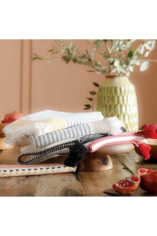 Desenli Siyah Arka Plan Baskılı Runner Servis 40x150 Cm Genel