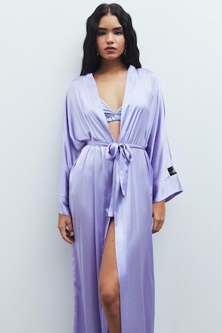 Frappant Lila Uzun Saten Sabahlık / Kimono Lila