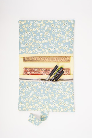Kitap Kılıfı Ve Defter Kılıfı 20x25 Cm A5 Uyumlu Fermuarlı Kalem Cepli Kumaş Organizer