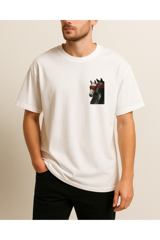 Etnik Atlar Baskılı T-shirt Beyaz