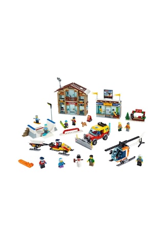 LEGO® City 60203 Kayak Merkezi 806 Parça