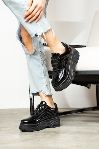Nstil Günlük Kadın Spor Ayakkabı Yüksek Kalın Taban 6 Cm Suni Deri Sneaker 001 Siyah Rugan