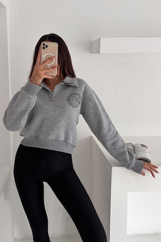 Noa & Noa Kadın Baskılı Oversize Sweatshirt Sporty Season 1992 Gri
