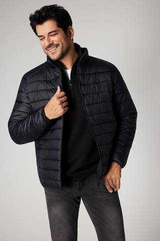 Ac&Co / Altınyıldız Classics Standart Fit Normal Kesim Dik Yaka Erkek Mont Siyah