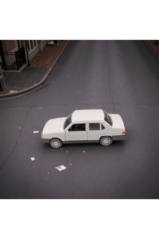 Nostaljik Metal Çek Bırak Beyaz Tofaş Şahin Araba Kapılar Açılır Diğer