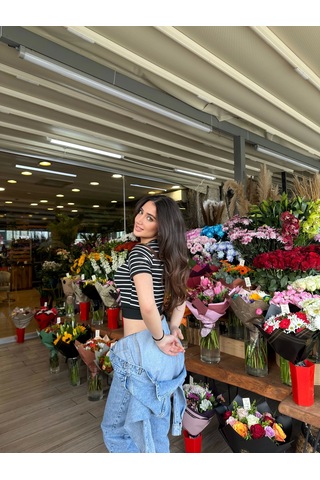 Siyah Çizgili Manşet Detay T-shirt Çok Renkli