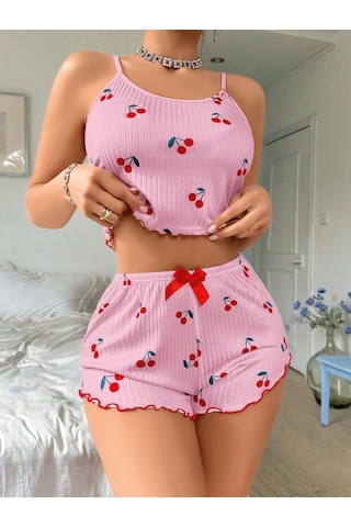Motto10 Butik Kadın Pembe Kiraz Desenli Askılı Şortlu Pijama Takım 5044