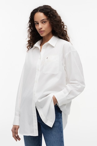 Tommy Hilfiger Tjw Kadın Oversize Essential Beyaz Gömlek Ext-16427