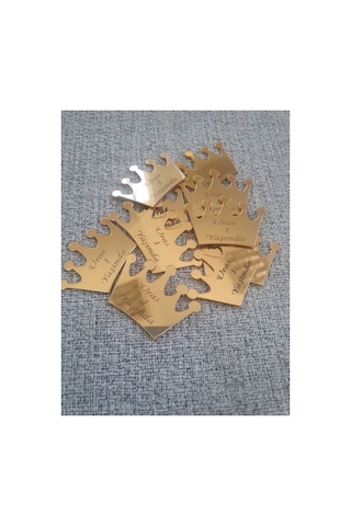 4x2,8 Cm Taç Desen Pleksi Aynalı Gold İsimlik 30 Adet Altın