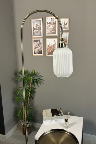 Wingmn Eskitme Gövde Beyaz Cam Hareketli Başlık Lambader Metal Oturma Odası Çalışma Odası Zemin Beyaz