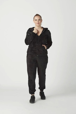 1927 Siyah Tam Kalıp Tarz Kapüşonlu Kadife Büyük Beden Eşofman Takımı Siyah