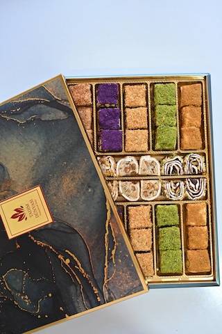 Tadım Dünyası Karışık Hediyelik Lokum 1000 Gr 106