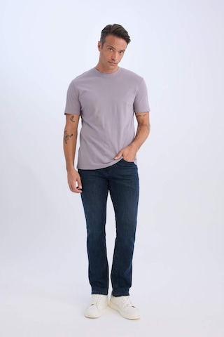 DeFacto %100 Pamuk New Regular Fit Bisiklet Yaka Basic Düz Kısa Kollu Tişört V7699AZ25SPPR495
