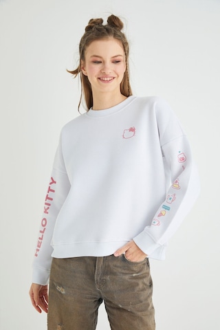 Hello Kitty Lisanslı Baskılı Kalın Oversize Beyaz Sweatshirt Renkli