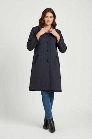 Kadın Önü Düğmeli Cepli Yakalı Kalın Triko Hırka Lacivert