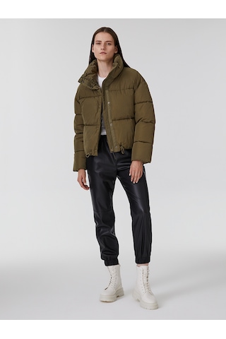 Lf2030144 Mont Haki