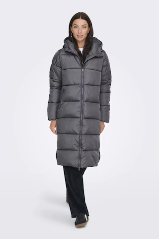Only Kadın Onlmontana Kapüşonlu Uzun Şişme Mont 15226559 Gri Gri