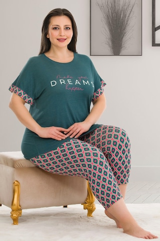 Yeşil Renk Ve Desenli Lady 10676 Kadın Kısa Kol Kaprili Büyük Beden Pijama Takımı Koyu Yeşil