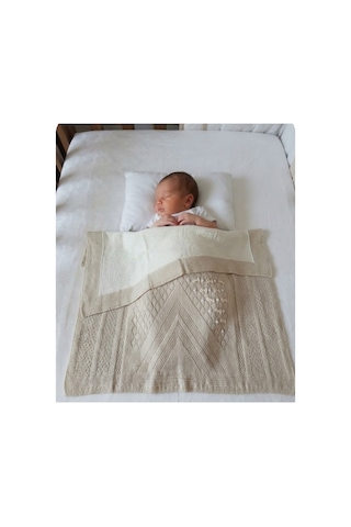 Ajurlu Pamuklu Örgü Bebek Battaniyesi -patik Hediyeli- Fiyonklu - İçi Wellsoft Tüylü - 80x100 CM Bej - 855335132 Bej