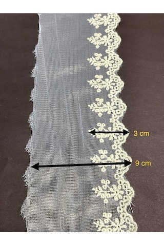 Tül Üzerine İşli Uçları Pamuklu Dantel / 1 Metre