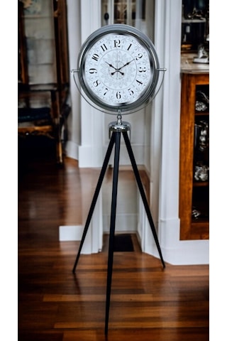 Elegance Desenli Tripod Ayaklı Saat Çok Renkli