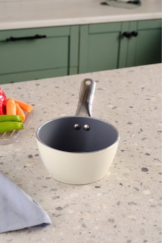 Karaca x Refika Swiss Crystal Creamy Metal Sütlük 18 Cm