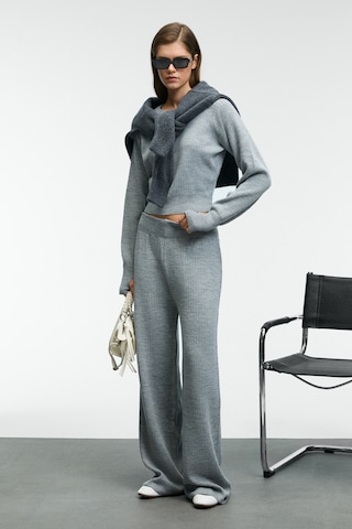 MARIPOSA Kadın Yuvarlak Yaka Çizgi Desenli Crop Geniş Paça Triko Grimelanj Alt-Üst Takım