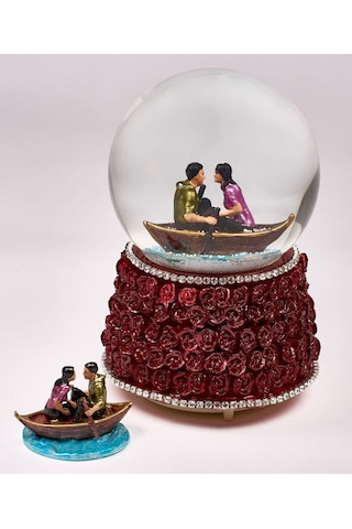 Kar Küresi Gonca Buket Büyük 120 Mm El Boyaması, Müzikli Kendinden Üflemeli, Sandalda Sevgililer