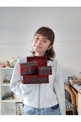 Vintage Nostaljik Desenli 3'lü Ahşap Deri Detaylı Sandık Kutu Seti / Dekoratif Takı Ve Hatıra Kutusu Açık Kahverengi Vintage Nostaljik Desenli 3'lü Ahşap Deri Detaylı Sandık Kutu Seti / Dekoratif Takı Ve Hatıra Kutusu Açık Kahverengi