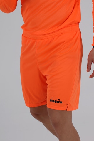Diadora Elite Futbol Kaleci Şortu Neon Turuncu