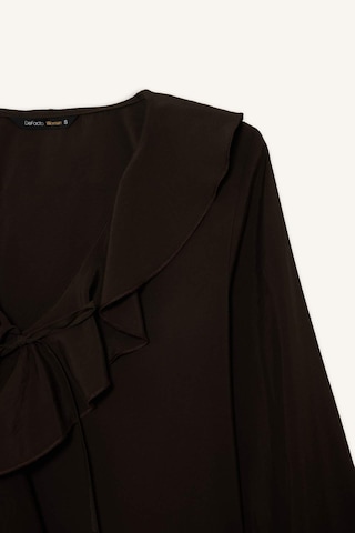 Defacto Regular Fit V Yaka Modal Volanlı Uzun Kollu Bluz G1971ax25wnbn116 Kahve