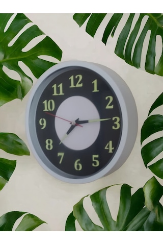 Fosforlu Gece Karanlıkta 5 Saat Parlayan Duvar Saati 22 Cm B4 Siyah - Beyaz
