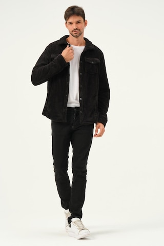 Erkek Çıt Çıt Detaylı Cepli Peluş Ceket Siyah